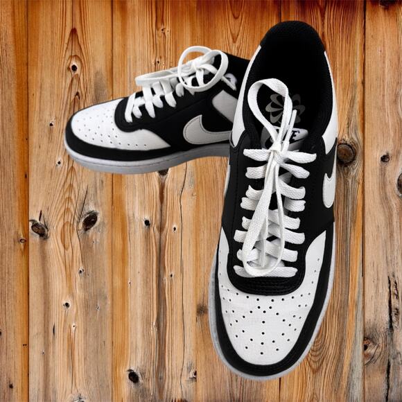 NWOT! Nike Vision Low Court Size 7.5 in Black & White - Picture 5 of 5